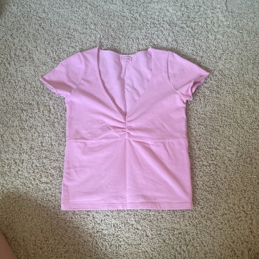 BRANDY MELVILLE PINK CROPPED TEE